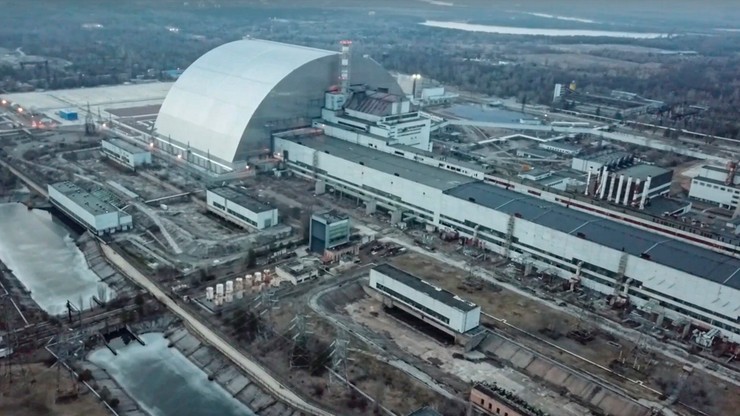 Wojna w Ukrainie. Czarnobyl: Rosjanie mieszkali w radioaktywnych ziemiankach