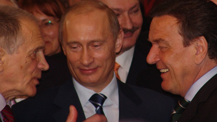 Schroeder o "dobrej wiadomości" po spotkaniu z Putinem. Zdradził, czego oczekuje