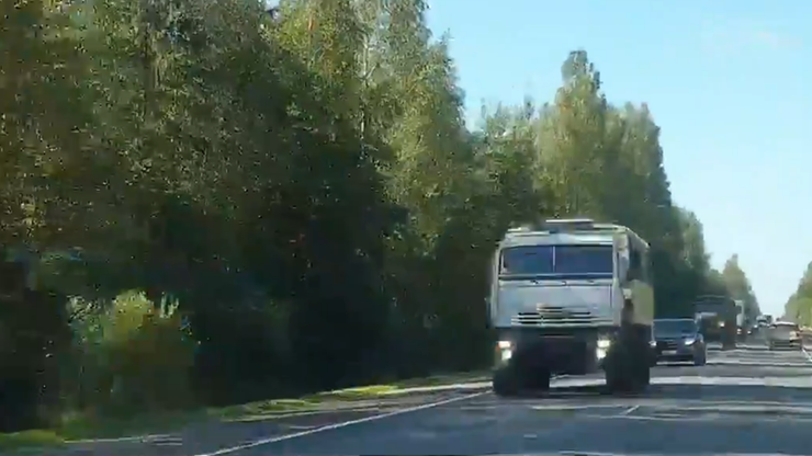 Doniesienie o ciężarówkach jadących na Białoruś. "Ta sytuacja przypomina 2014 rok"