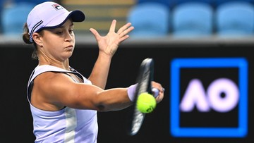 Australian Open: Ashleigh Barty przy pustych trybunach awansowała do 1/8 finału