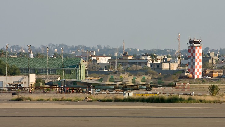Rakiety spadły tuż obok lotniska w Libii. 8 dni po otwarciu