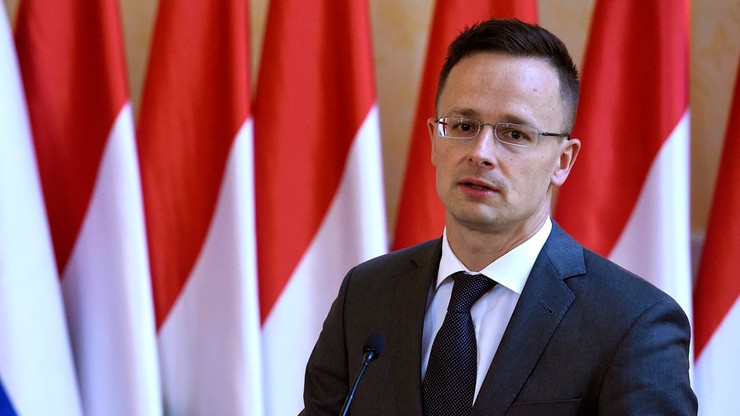 Szef MSZ Węgier: trzeba skończyć z krytykowaniem Brytyjczyków