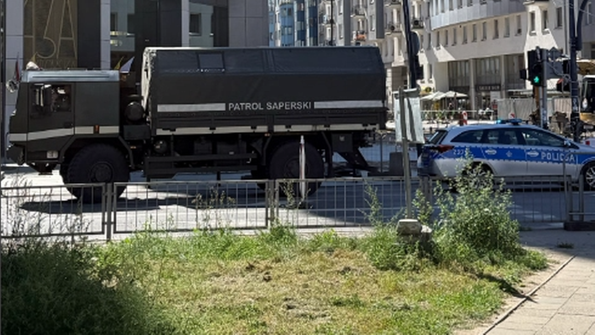 Saperzy w centrum Warszawy. Trwa ewakuacja mieszkańców