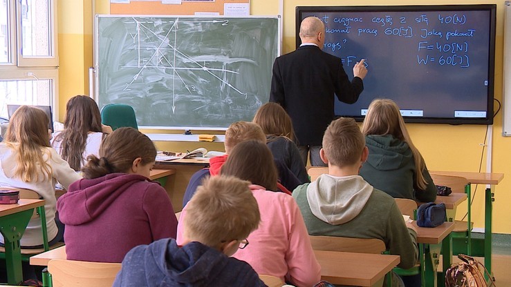 Niemal 80 proc. Polaków za zajęciami z edukacji seksualnej w szkole