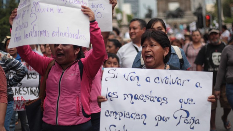 Blokada ulic i centrów handlowych. W Meksyku strajkują nauczyciele
