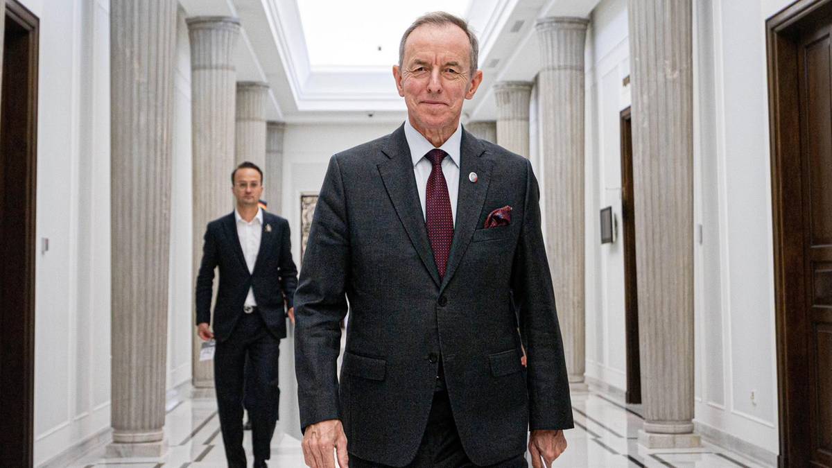 Burza po wpisie Tomasza Grodzkiego. Chodzi o staż w Senacie