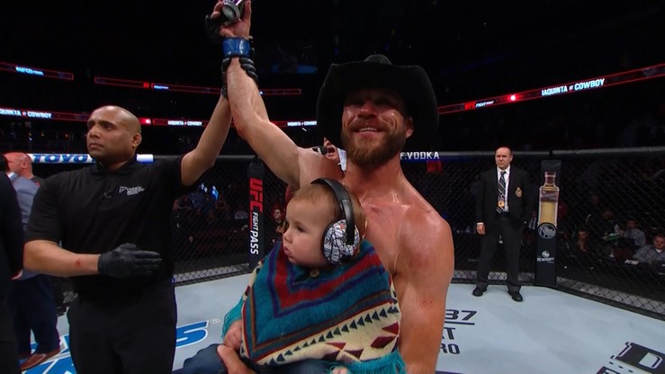 UFC: Cerrone rozbił Iaquintę w walce wieczoru gali w Ottawie