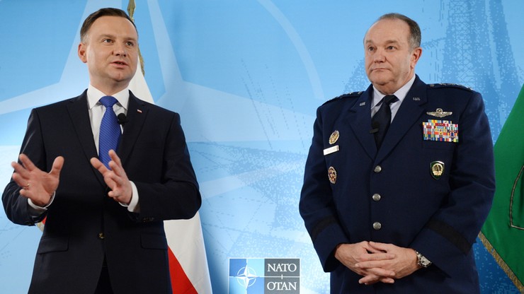 Duda spotkał się z naczelnym dowódcą sił NATO. "Polska przykładem dla innych krajów"