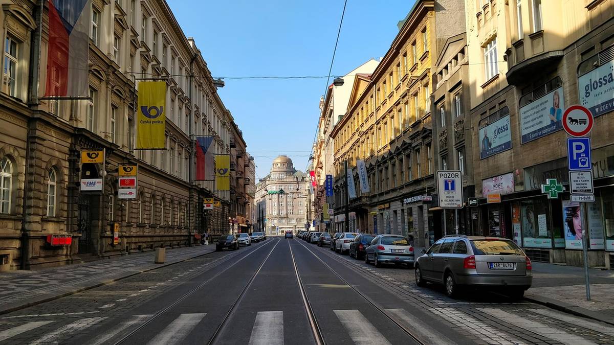 Polskie służby uczulają przed podróżą do Czech. Można stracić tablice