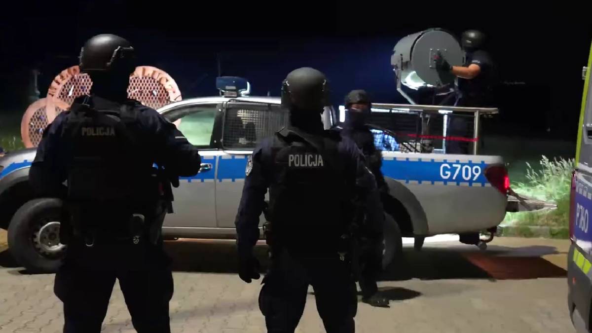 Finał obławy za zabójcą ze Starej Wsi. "Policjanci znaleźli ciało poszukiwanego"