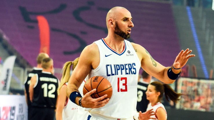 NBA: Gortat wrócił do składu, Clippers pokonali po dogrywce Bucks