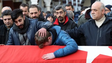 Już 25 cudzoziemców wśród zidentyfikowanych ofiar zamachu w Stambule