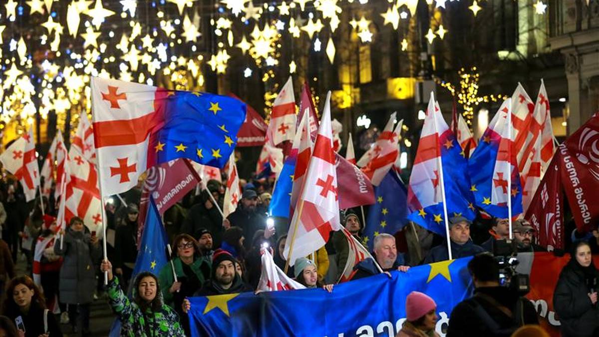 Gruzja ma nowego prezydenta. W tle gigantyczne protesty