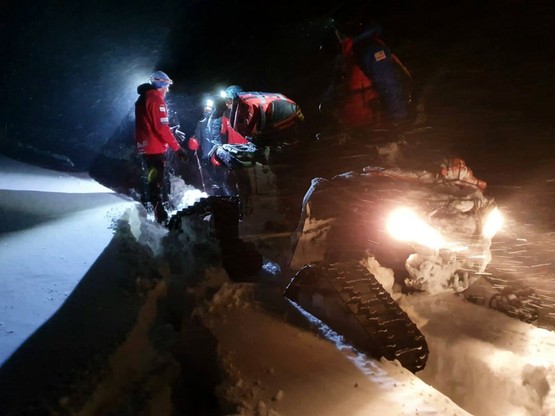 Trudne warunki w górach. Ratownicy GOPR ratują zagubionych