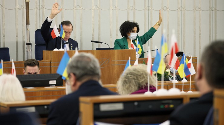 Guerra Rusia-Ucrania.  La ley especial para ayudar a los ucranianos vuelve a la comisión tras una polémica votación