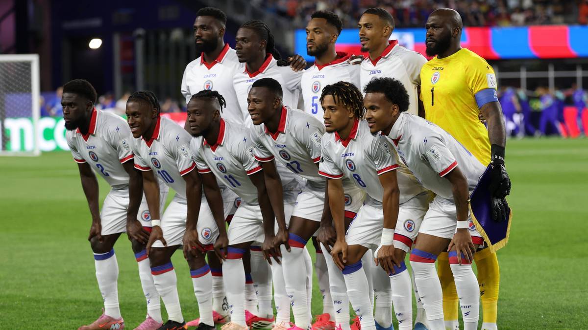 Sébastien Migné sacked as Haiti coach after World Cup group-stage exit