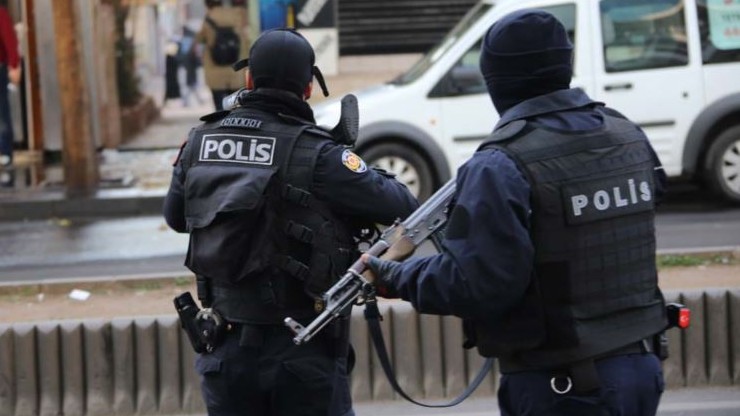 Turecki policjant śmiertelnie ugodzony nożem przez domniemanego bojownika ISIS