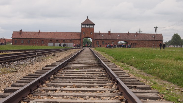 Konserwatorzy odnowią ruiny komory gazowej w Auschwitz II-Birkenau