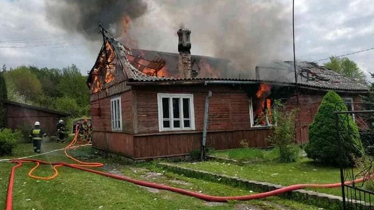 Państwowa Straż Pożarna: prawie tysiąc pożarów w weekend. Zginęły cztery osoby