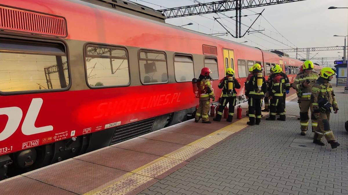 Pożar pociągu na Podkarpaciu. Ewakuowano setki pasażerów