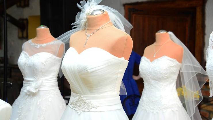 Kradzież w salonie sukien ślubnych w Kaliszu. Ponad 50 tys. zł straty