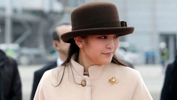 Poszła za głosem serca, więc przestanie być księżniczką. Wnuczka cesarza Japonii poślubi "zwykłego obywatela"