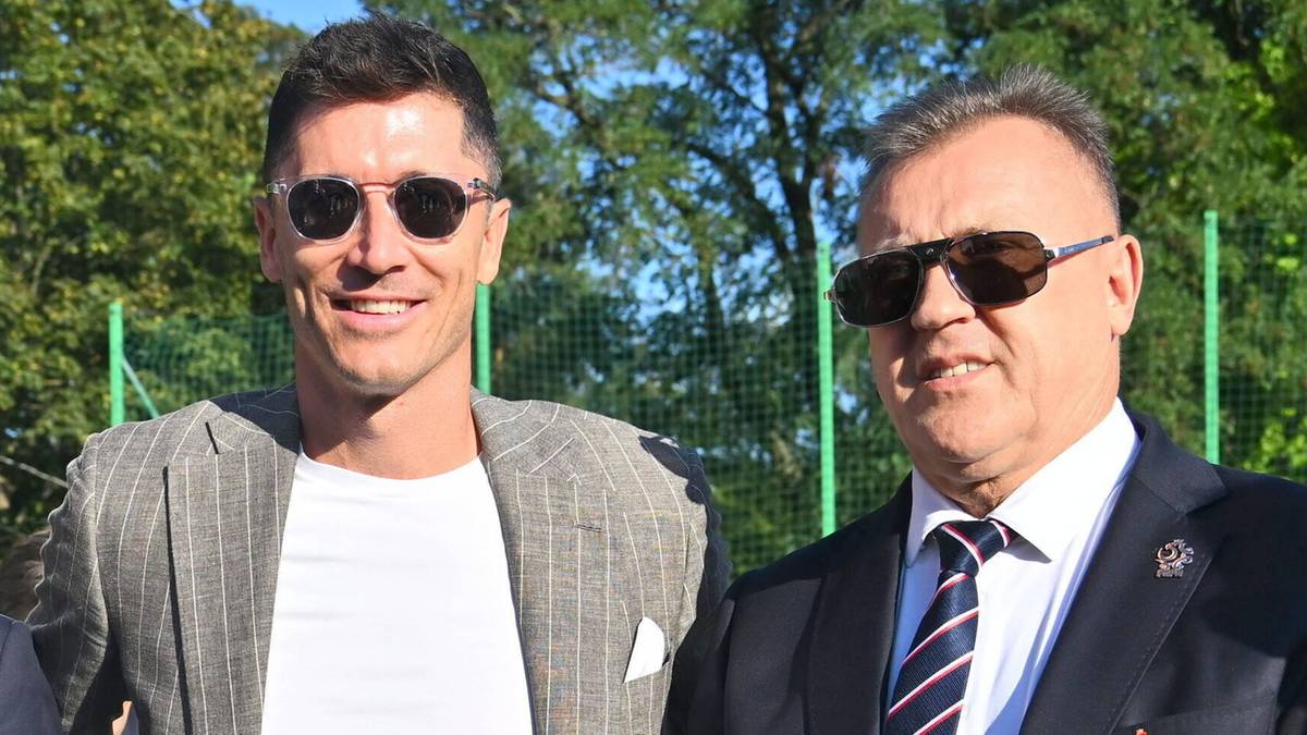 Czy Cezary Kulesza rozmawiał już z Robertem Lewandowskim? Prezes skomentował