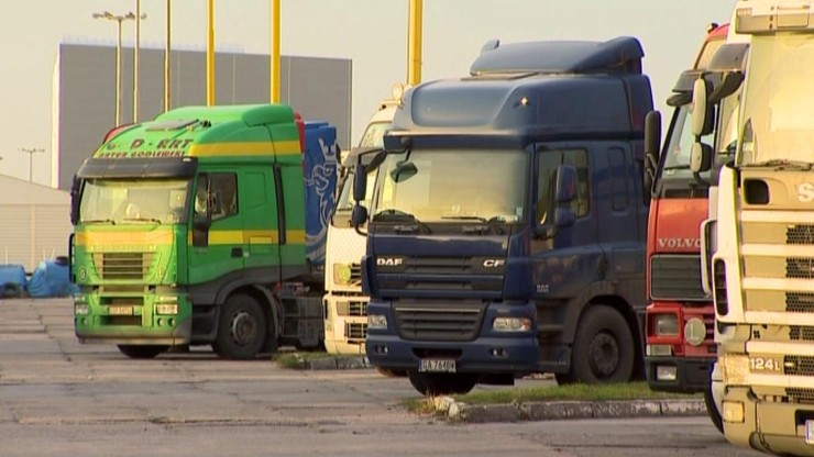 Celnicy przygotowują się do powrotu ciężarówek na polsko-rosyjskie przejścia graniczne