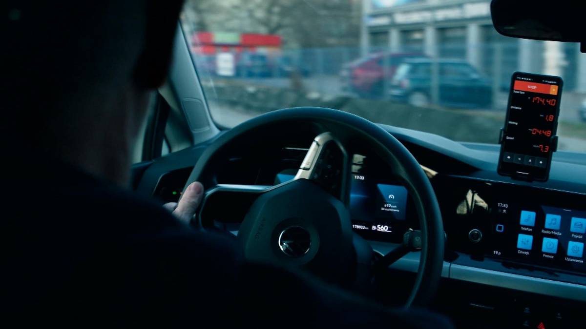"Taxi pułapka. Oszuści". Szokujące kulisy działalności nieuczciwych taksówkarzy