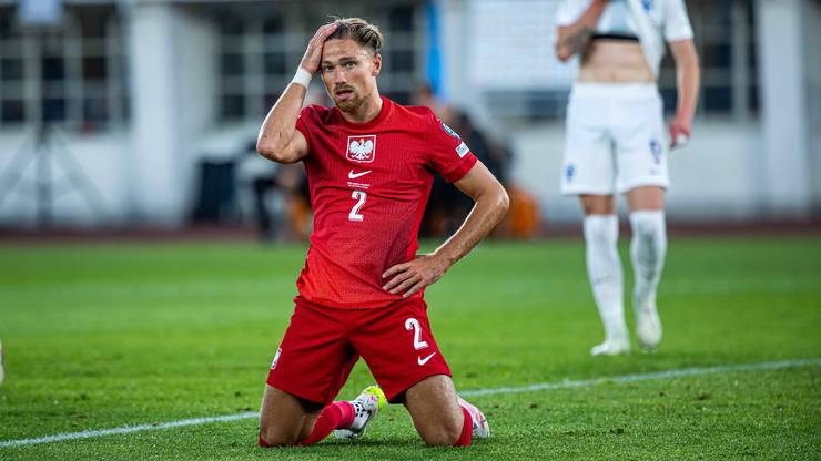 Obrońca: Matty Cash (Aston Villa)