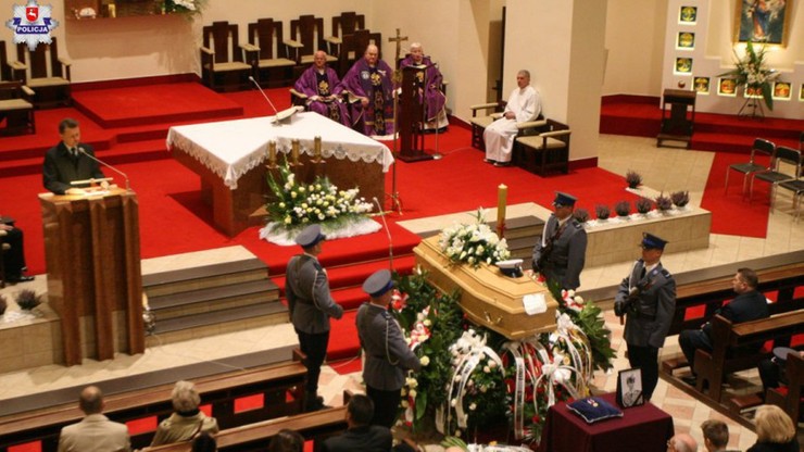 Pogrzeb policjantki z Krasnegostawu, która zginęła w wypadku. Żegnali ją szefowie MSWiA i policji