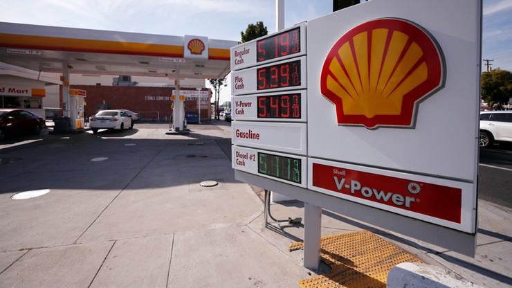 Wojna w Ukrainie. Shell chce wycofać się z rosyjskiego rynku ropy i gazu