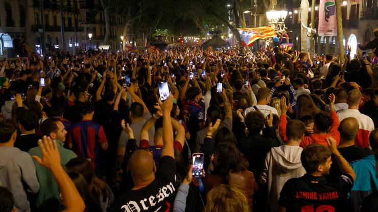 Barcelona nie poszła spać! Święto na ulicach