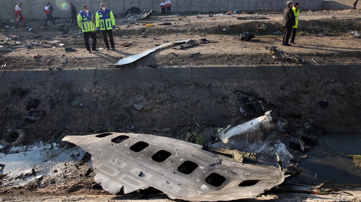 Katastrofa ukraińskiego samolotu. Wśród ofiar są obywatele siedmiu państw