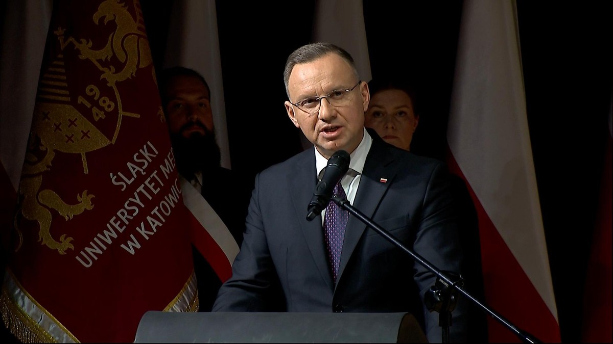 Prezydent Andrzej Duda na inauguracji roku akademickiego na Śląskim Uniwersytecie Medycznym