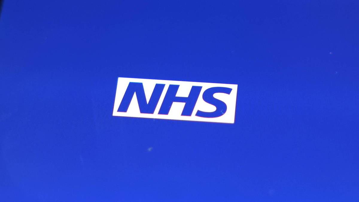 NHS zapłaci Anglikom za 30 minut spaceru dziennie — program ruszy w 2027 roku