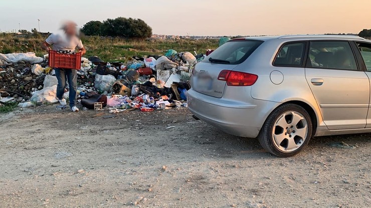 Włochy. Konfiskata samochodu za nielegalne wyrzucanie śmieci