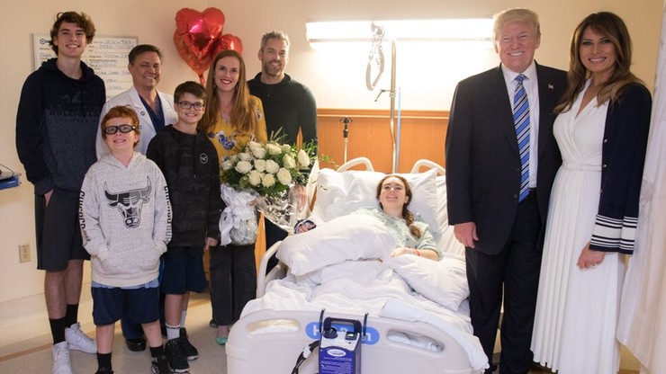 Trump odwiedził rannych w strzelaninie na Florydzie. "Są w naprawdę świetnej formie"