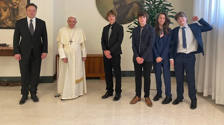 Papież przyjął Elona Muska i jego dzieci na audiencji 
