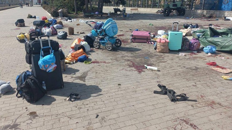 Ukraina: Rosjanie zaatakowali dworzec kolejowy w Kramatorsku. Liczba ofiar wzrosła do 50