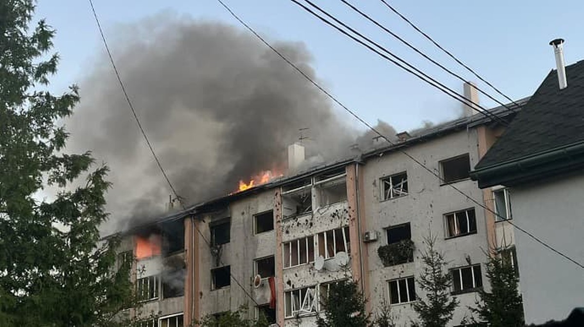 Ucrania.  Ataque a Lviv.  Más de 100 apartamentos resultaron dañados