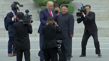 Trump: uzgodniliśmy z Kimem, że powołamy zespoły do negocjacji; sankcje pozostaną