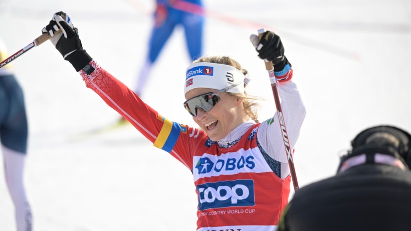 PŚ w biegach: Wygrana Therese Johaug na 10 km w Falun. 100. triumf Norweżki na koniec kariery