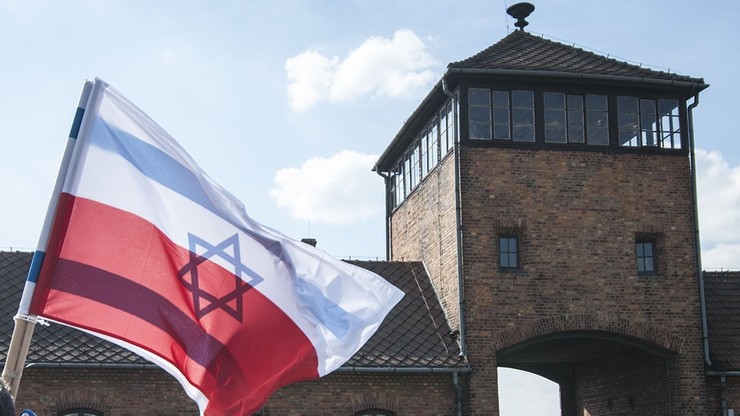 Izraelskie media: polski rząd zamroził ustawę o IPN. Delegacja z Warszawy ma odwiedzić Izrael