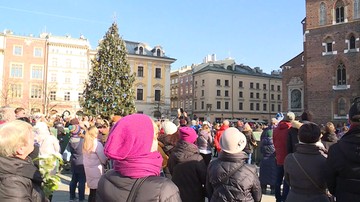 Kraków: "The Sound of Silence" z Wieży Mariackiej w dniu pogrzebu prezydenta Adamowicza