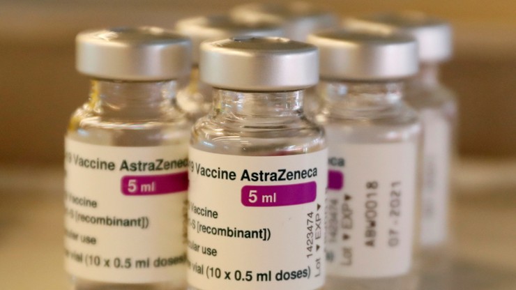 "Korzyści przewyższają ryzyko". Zaktualizowano dane dot. szczepionki AstraZeneca