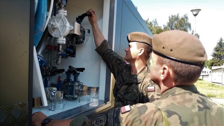 Żołnierze Wojsk Obrony Terytorialnej będą dowozić wodę do gminy Puławy