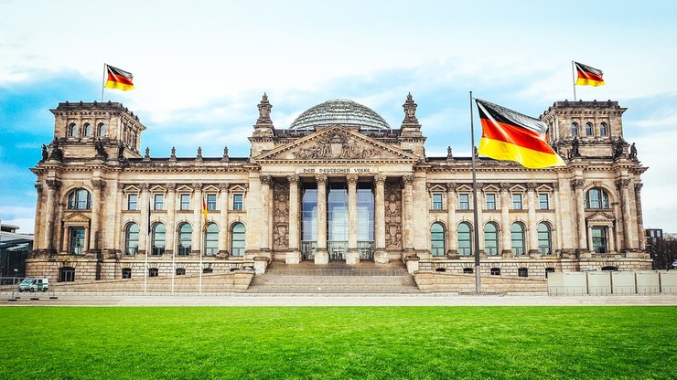 Niemcy: 800 ataków na polityków od początku roku