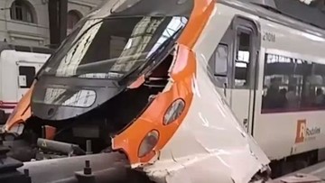 Wypadek kolejowy w Barcelonie. Co najmniej 54 osoby ranne
