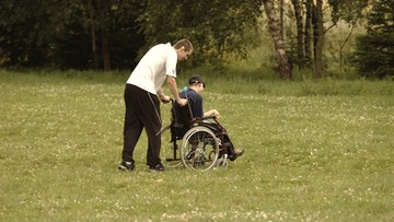 Opiekunowie niepełnosprawnych będą mogli liczyć na wsparcie po utracie prawa do świadczeń